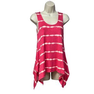 Ultra Flirt Junior’s Sharkbite Handkerchief Tank Top, Warm Pink